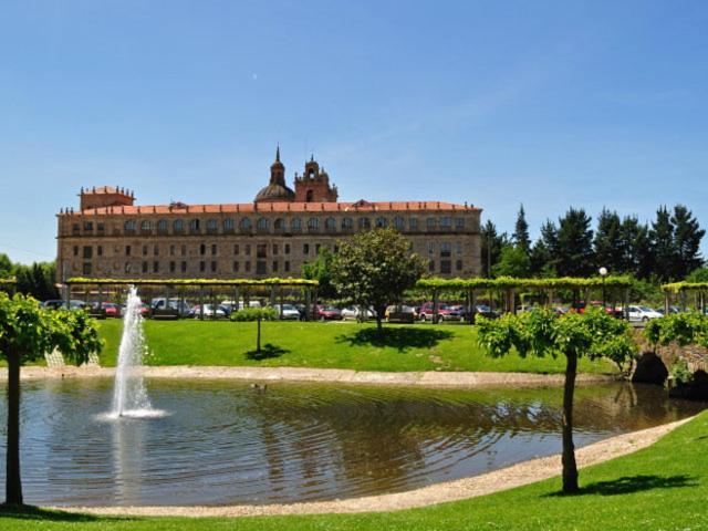 Casa Casares Monforte De Lemos Exterior foto